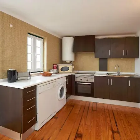 Timeless At The Heart Of The Village *