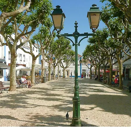 Timeless At The Heart Of The Village Appartamento